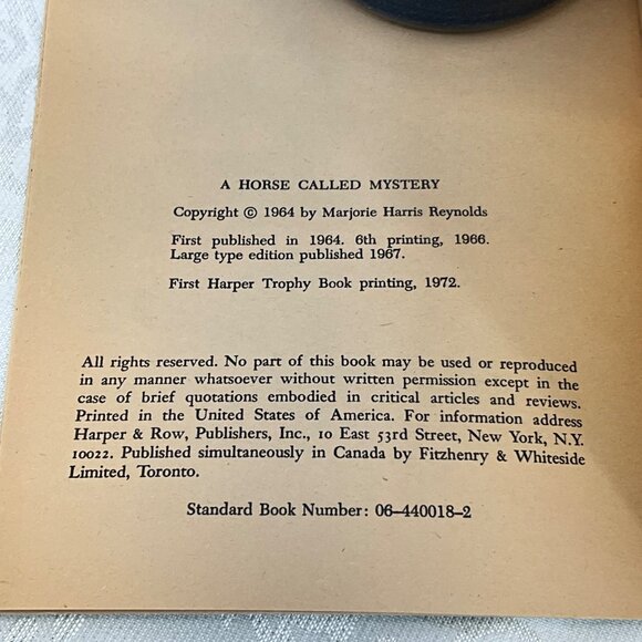A Horse Called Mystery By Marjorie Reynolds Vintage 1972 Paperback Harper Trophy - Picture 4 of 4